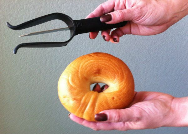 bagel cutter