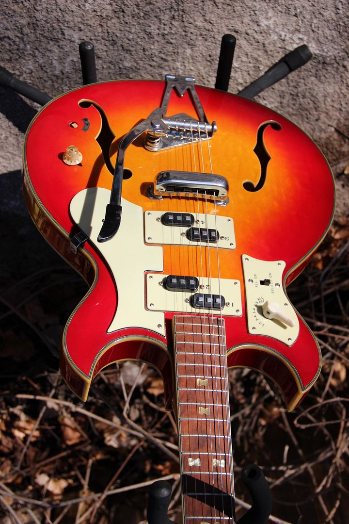 VINTAGE 1960'S NORMA ELECTRIC GUITAR HOLLOW BODY 4 SPLIT PICKUPS MIJ