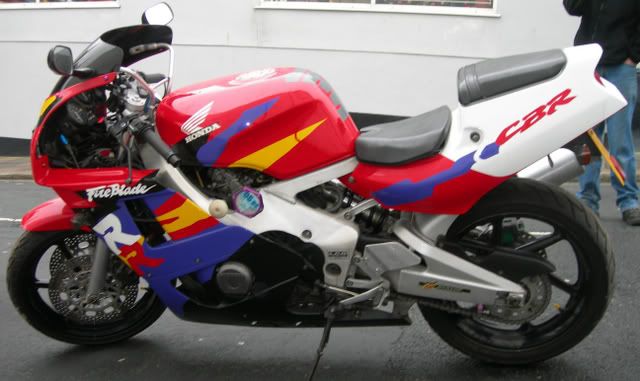 cbr triarm 400