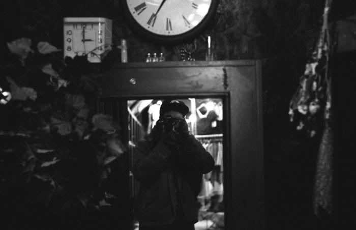 12fv, pulled film, kodak tmax 400, nikon f3hp, japan