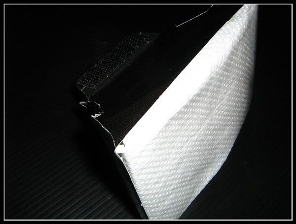 IMAGE: http://i51.photobucket.com/albums/f367/gckw8833/Camera%20hardware/IMG_0512.jpg