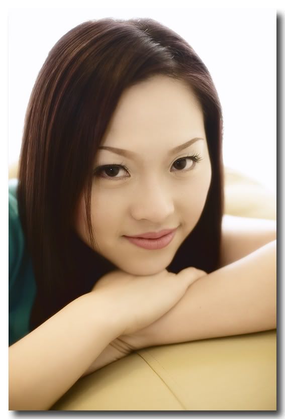 IMAGE: http://i51.photobucket.com/albums/f367/gckw8833/Portrait/_MG_1225.jpg