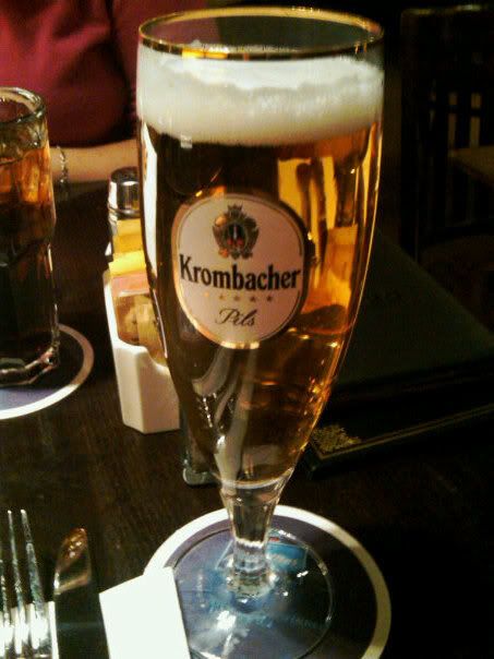 http://i51.photobucket.com/albums/f367/offroadzj/Germany%202009/2KrombacherPils.jpg