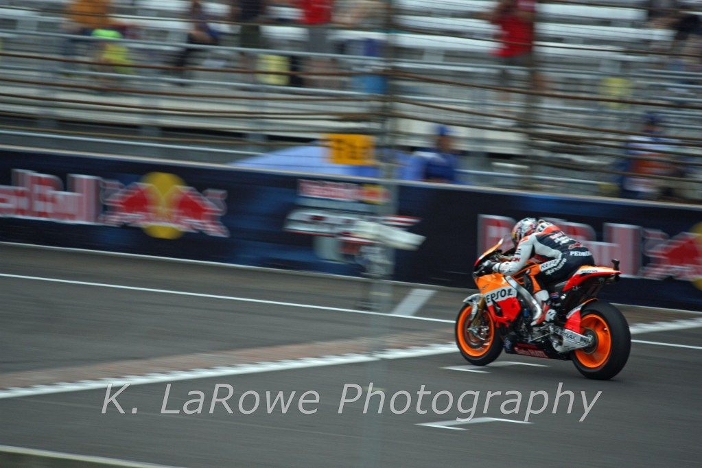 http://i51.photobucket.com/albums/f367/offroadzj/MotoGP%20Indy%202012/642.jpg