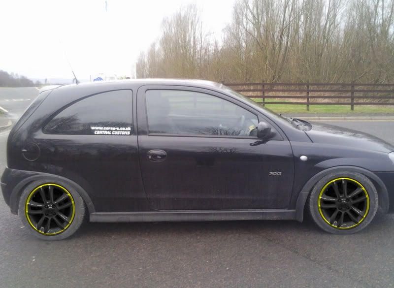 Vauxhall Corsa Sri. Vauxhall Corsa Sri Alloys