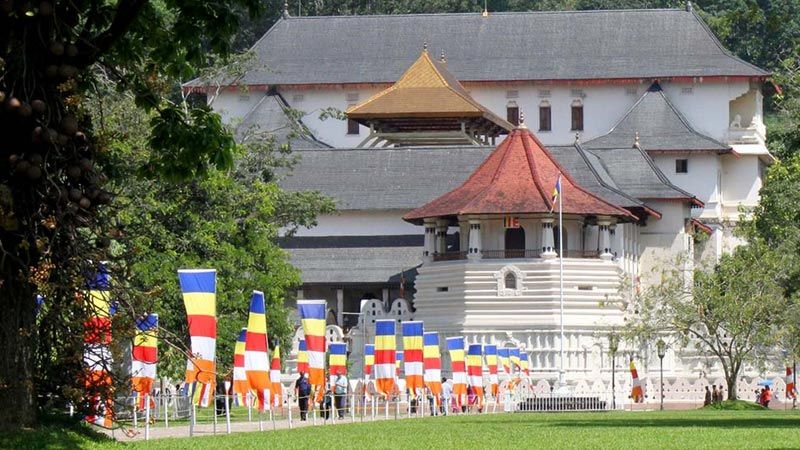 Vihara Relikui Gigi Suci (Sri Dalada Maligawa), Kandy, Sdri Lanka.