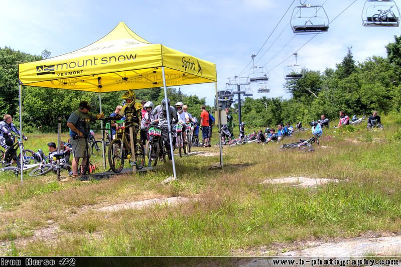 IMAGE: http://i51.photobucket.com/albums/f377/jell-oe2/Ih2/CRW_6816.jpg