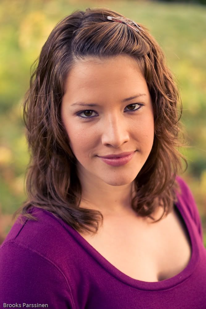 IMAGE: http://i51.photobucket.com/albums/f377/jell-oe2/October%2013th%20-%20tori%20at%20fells/CRW_5475.jpg