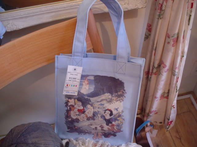 Image hosting by Photobucket