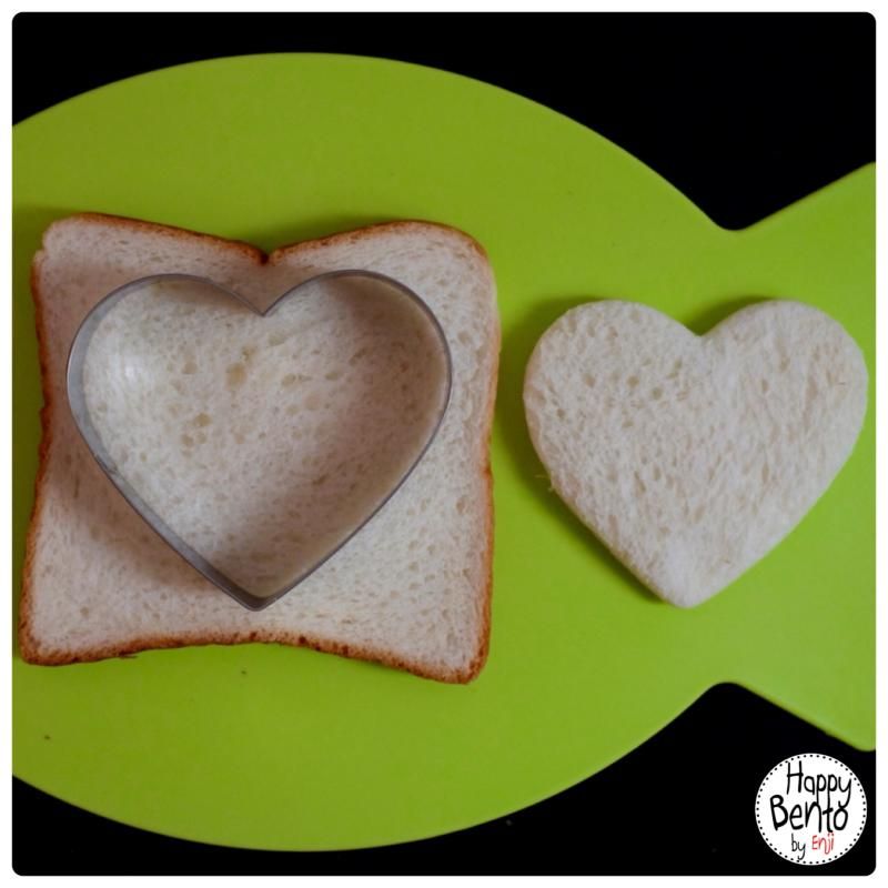 Mini Sweetheart Pizza Cutting Bread photo image.jpg2.jpg