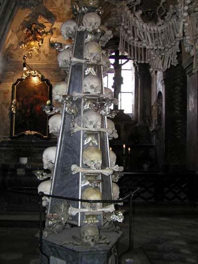 http://i51.photobucket.com/albums/f379/mcindustries/kuku/kuku2/U38P1T21D925F216DT20060124231612.jpg