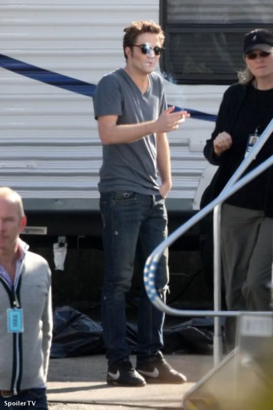 rob-newmoonset5.jpg New Moon Set 5 image by moonal