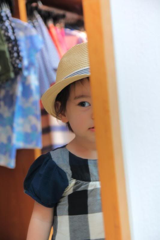 IMAGE: http://i51.photobucket.com/albums/f381/willbolk/IMG_9624pp_zps79ab309c.jpg