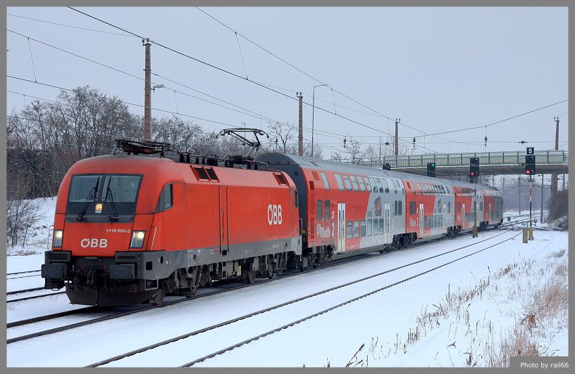 http://i51.photobucket.com/albums/f385/rail66_1/nordbahn/niederoesterreich/901_02_04016.jpg