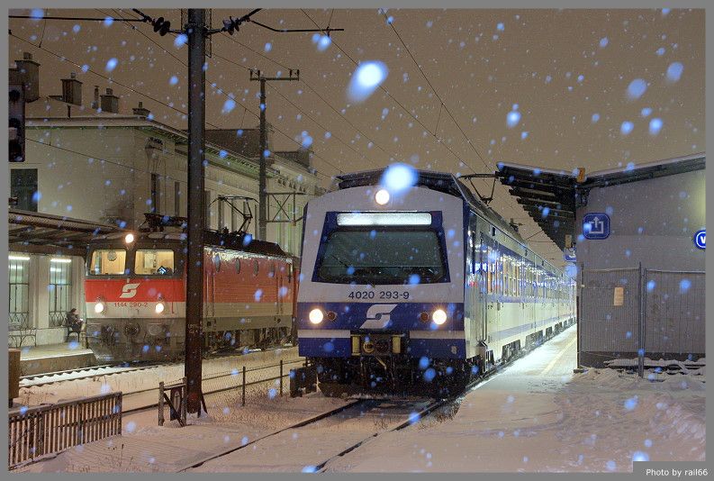 http://i51.photobucket.com/albums/f385/rail66_1/westbahn/wien/100_02_01072.jpg