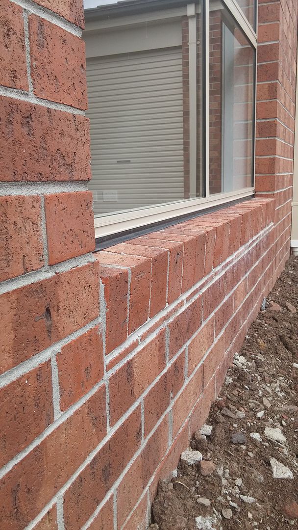 Bricks under windows - concern