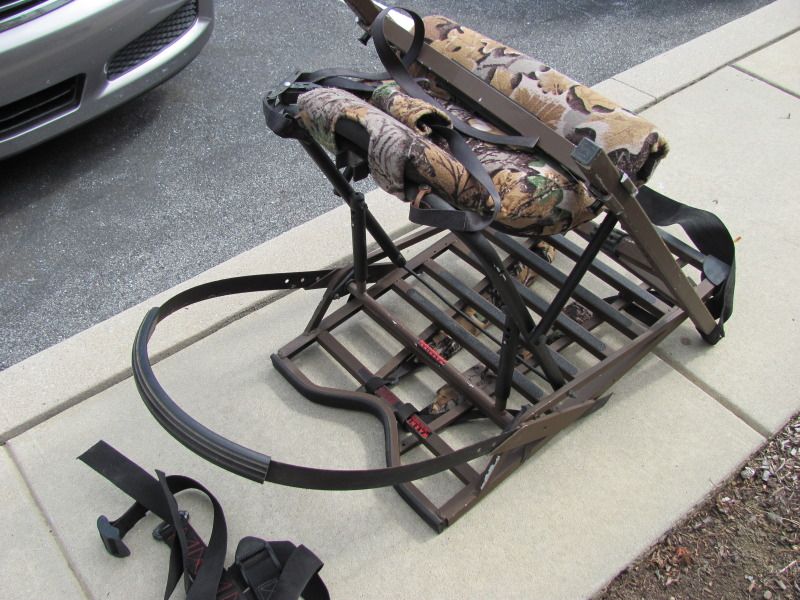 Loggy Bayou Climbing Stand