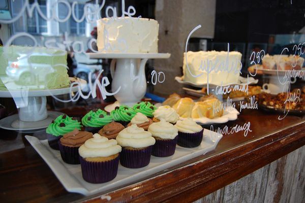 SUGARPLUM cake shop