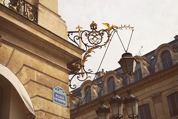 Breakfast-Tiffanys-Place-Vendome