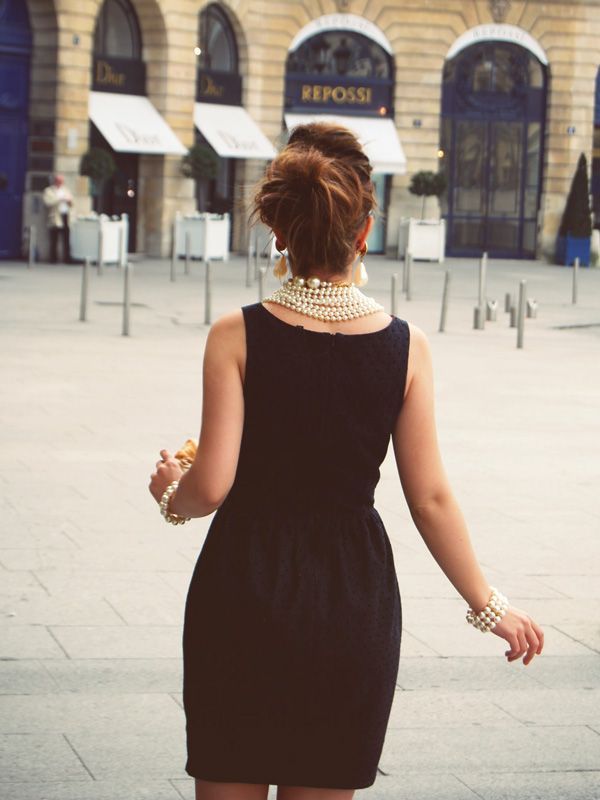 Breakfast-Tiffanys-Place-Vendome