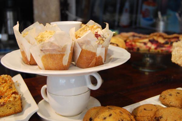 SUGARPLUM cake shop