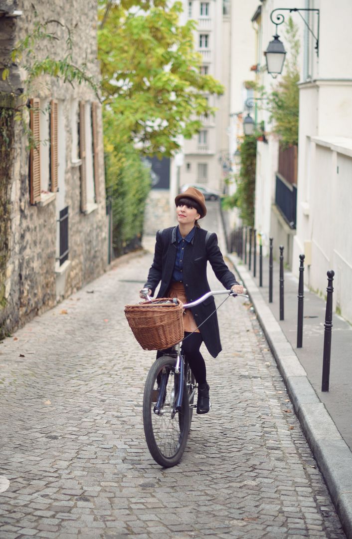 streetstyle La butte aux cailles bicycle Hello it's Valentine Schwinn cruiser Paris