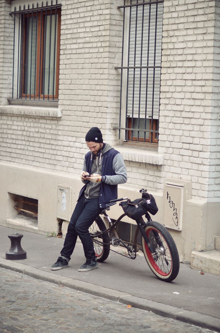streetstyle La butte aux cailles bicycle Hello it's Valentine Schwinn cruiser Paris