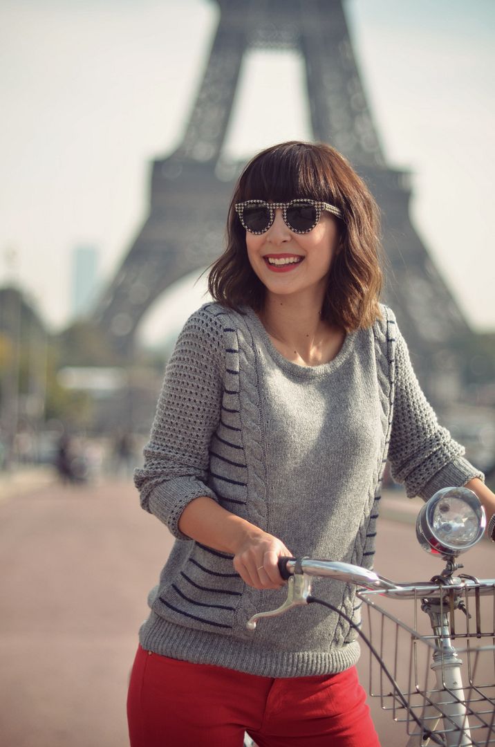 The Travelingsweater by Quiksilver Women Helloitsvalentine Tour Eiffel Paris bicycle