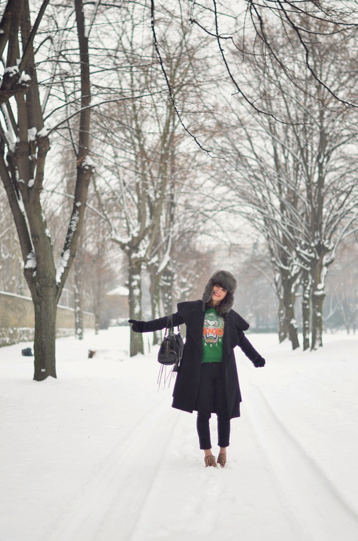 Matriochka streetstyle snow Hello it's Valentine helloitsvalentine blogger look fashion
