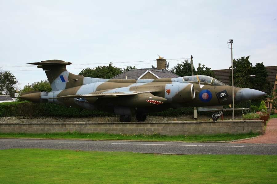 http://i51.photobucket.com/albums/f394/tartanpics/110909_XW530_Buccaneer_1.jpg
