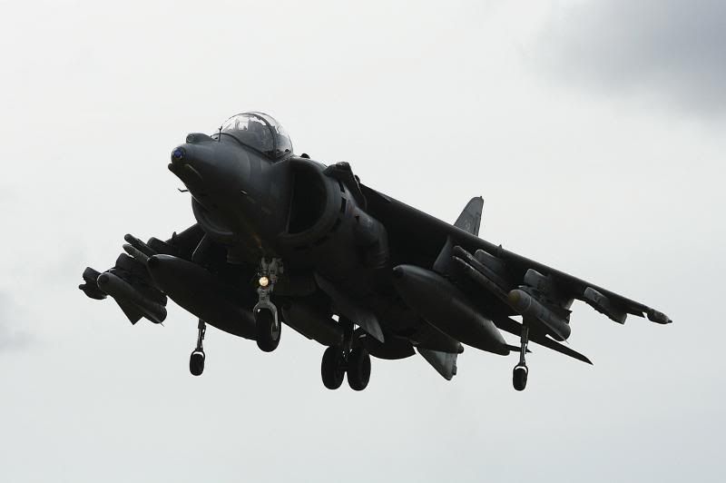 http://i51.photobucket.com/albums/f394/tartanpics/120908_ZD400_Harrier.jpg