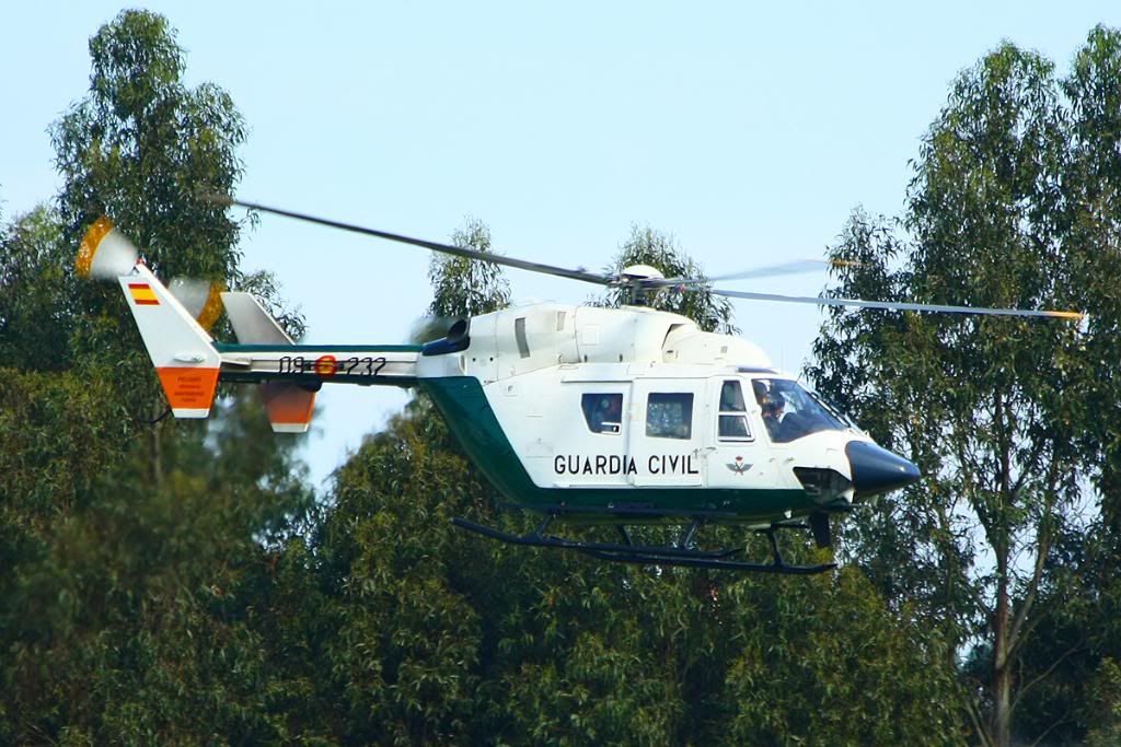 http://i51.photobucket.com/albums/f394/tartanpics/2011/060511_09-232_Eurocopter_BK.jpg