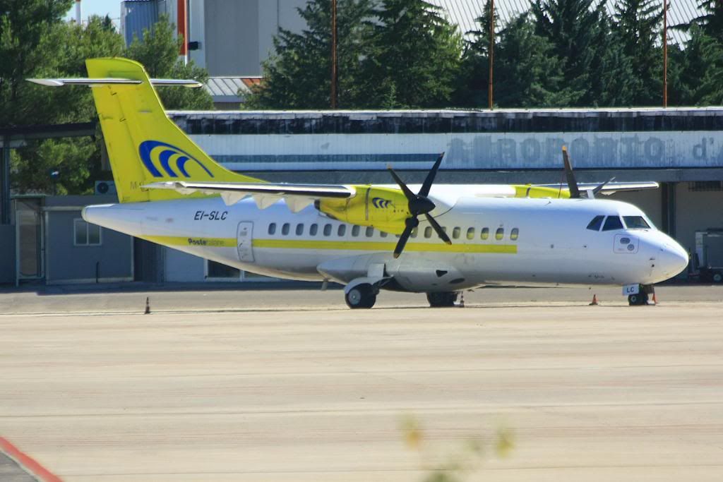 http://i51.photobucket.com/albums/f394/tartanpics/2011/210711_EI-SLC_Atr42.jpg