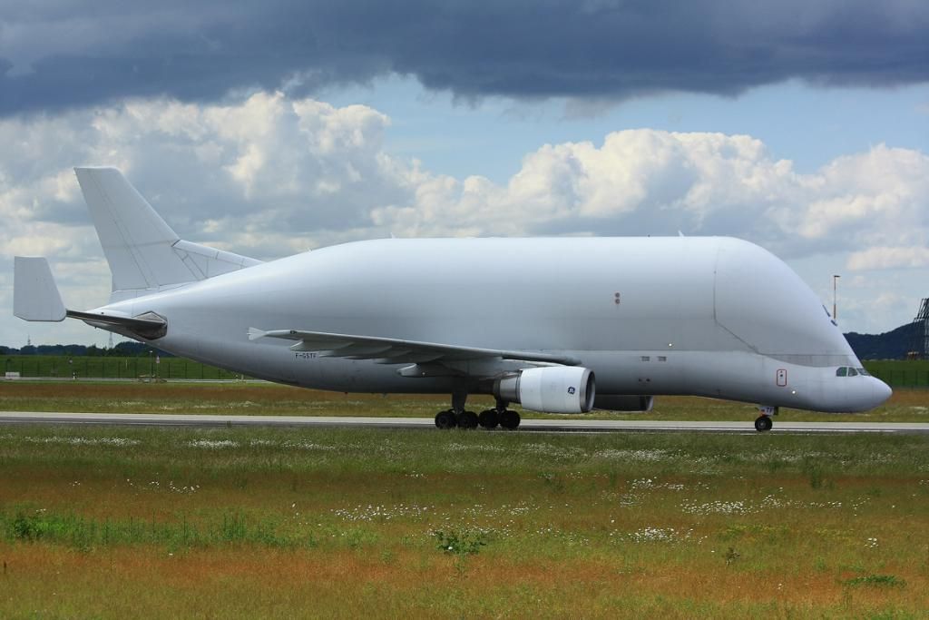 http://i51.photobucket.com/albums/f394/tartanpics/2012/050612_XFW_F-GSTF_Beluga.jpg