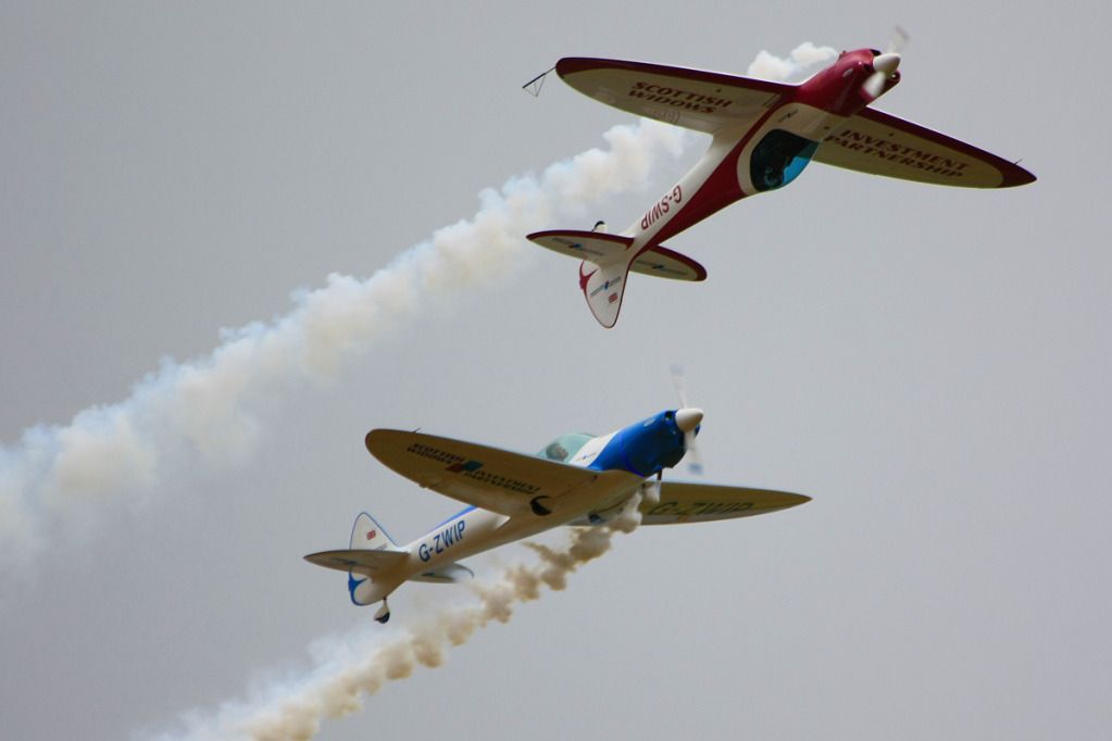 http://i51.photobucket.com/albums/f394/tartanpics/2012/East%20Fortune%20Airshow%202012/280712_G-ZWIP.jpg