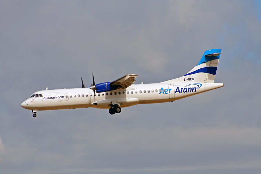 http://i51.photobucket.com/albums/f394/tartanpics/250806_EI-REG_Atr72.jpg