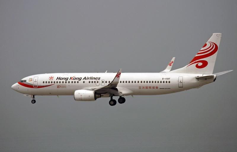 http://i51.photobucket.com/albums/f394/tartanpics/Asia%202007/140907_B-KBF_B737.jpg