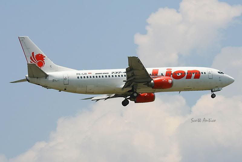http://i51.photobucket.com/albums/f394/tartanpics/Asia%202007/220907_PK-LIR_B737.jpg