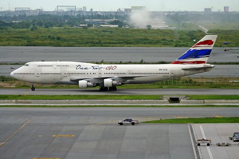 http://i51.photobucket.com/albums/f394/tartanpics/Asia%202007/290907_HS-UTQ_B747.jpg