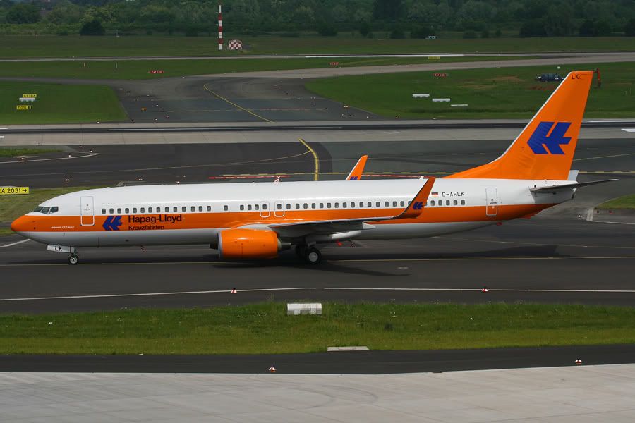 http://i51.photobucket.com/albums/f394/tartanpics/Dusseldorf%20April%2009/140509_D-AHLK_B737_2.jpg