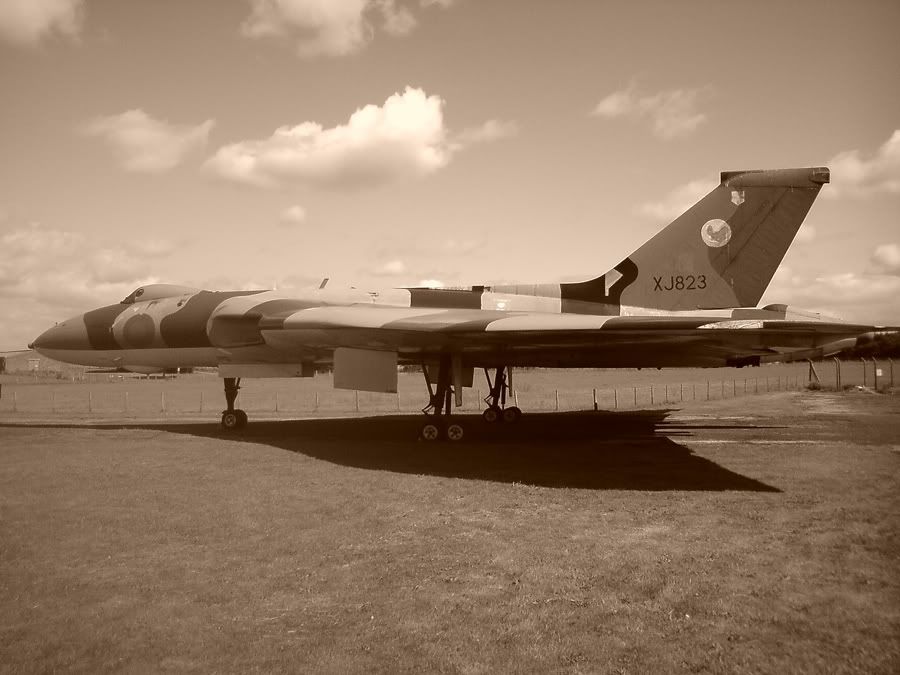 http://i51.photobucket.com/albums/f394/tartanpics/Vulcan-6.jpg