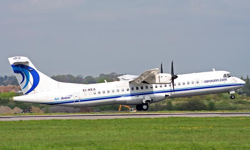 http://i51.photobucket.com/albums/f394/tartanpics/album%202/200407_EI-REA_Atr72.jpg