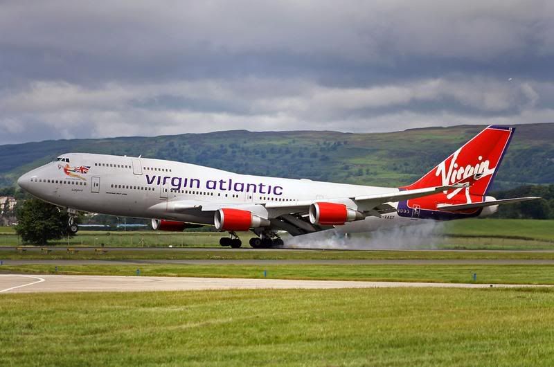 http://i51.photobucket.com/albums/f394/tartanpics/album%203/070707_G-VAST_B747.jpg