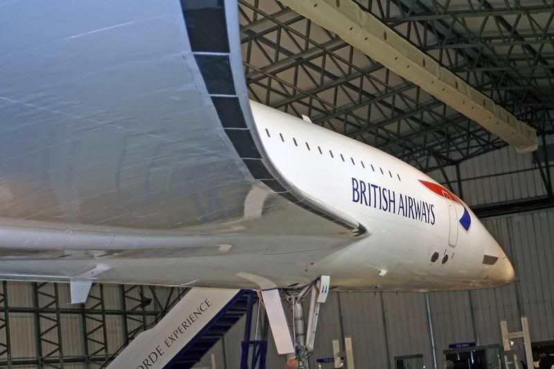 http://i51.photobucket.com/albums/f394/tartanpics/album%203/100707_G-BOAA_Concorde_9.jpg