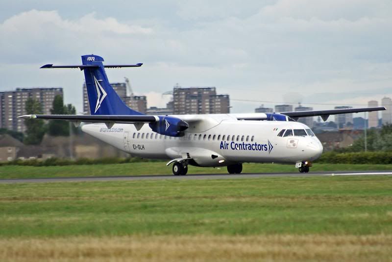 http://i51.photobucket.com/albums/f394/tartanpics/album%203/300707_EI-SLH_Atr72.jpg