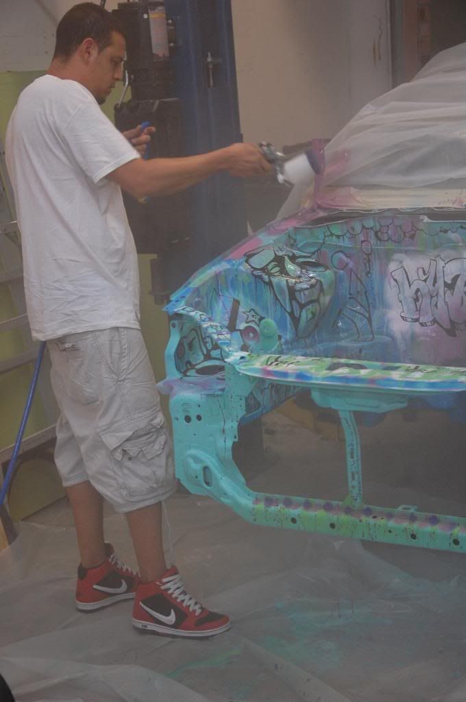 Cesar from SIK Creations cleared the engine bay as soon as Marc was finished.