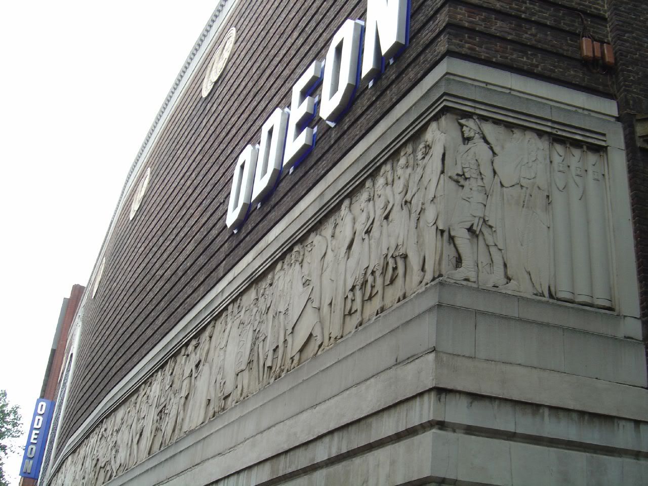 2004