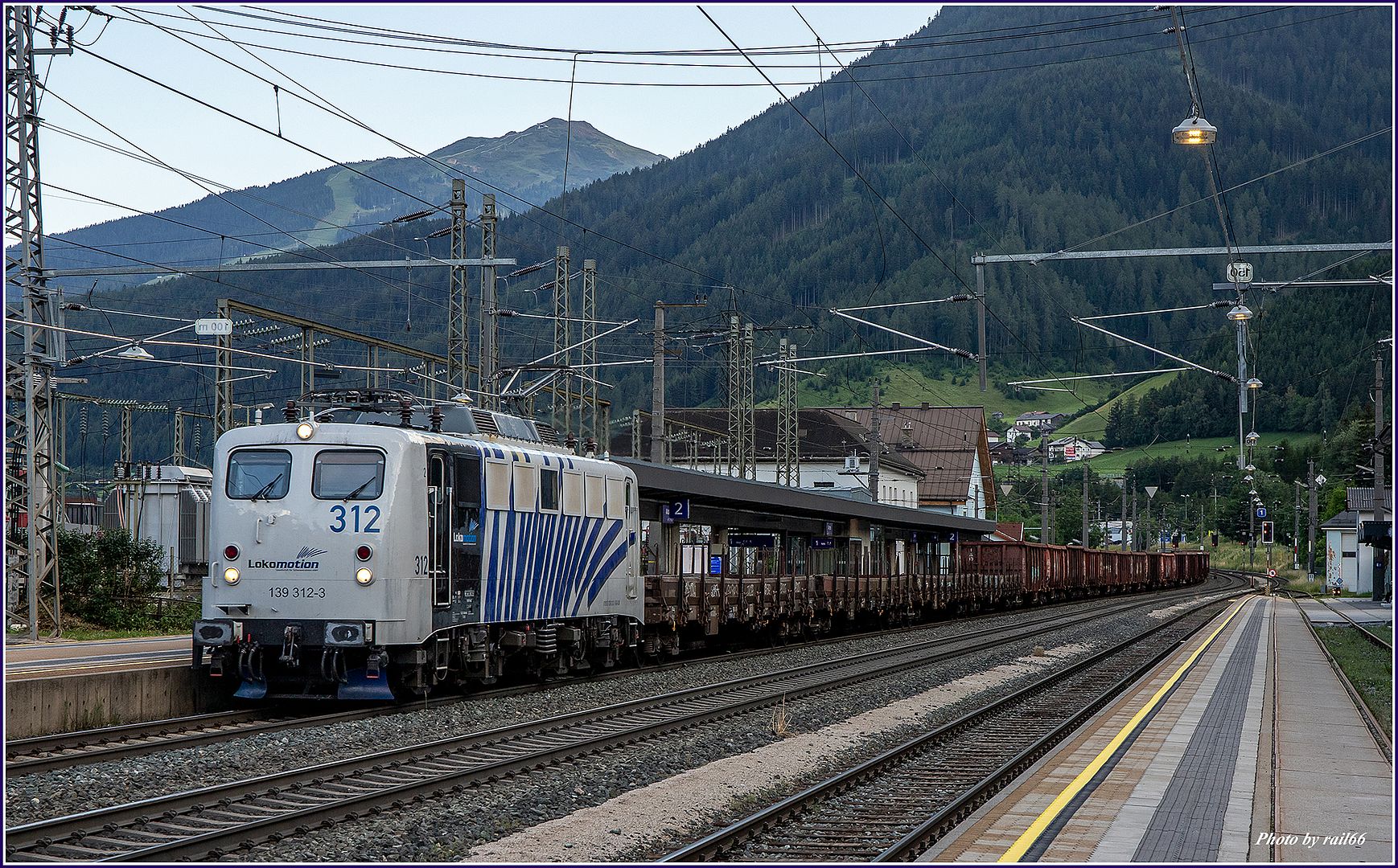 https://i51.photobucket.com/albums/f385/rail66_1/westbahn/nebenstrecken/brennerbahn/301_02_00068_zpscjnpurzm.jpg