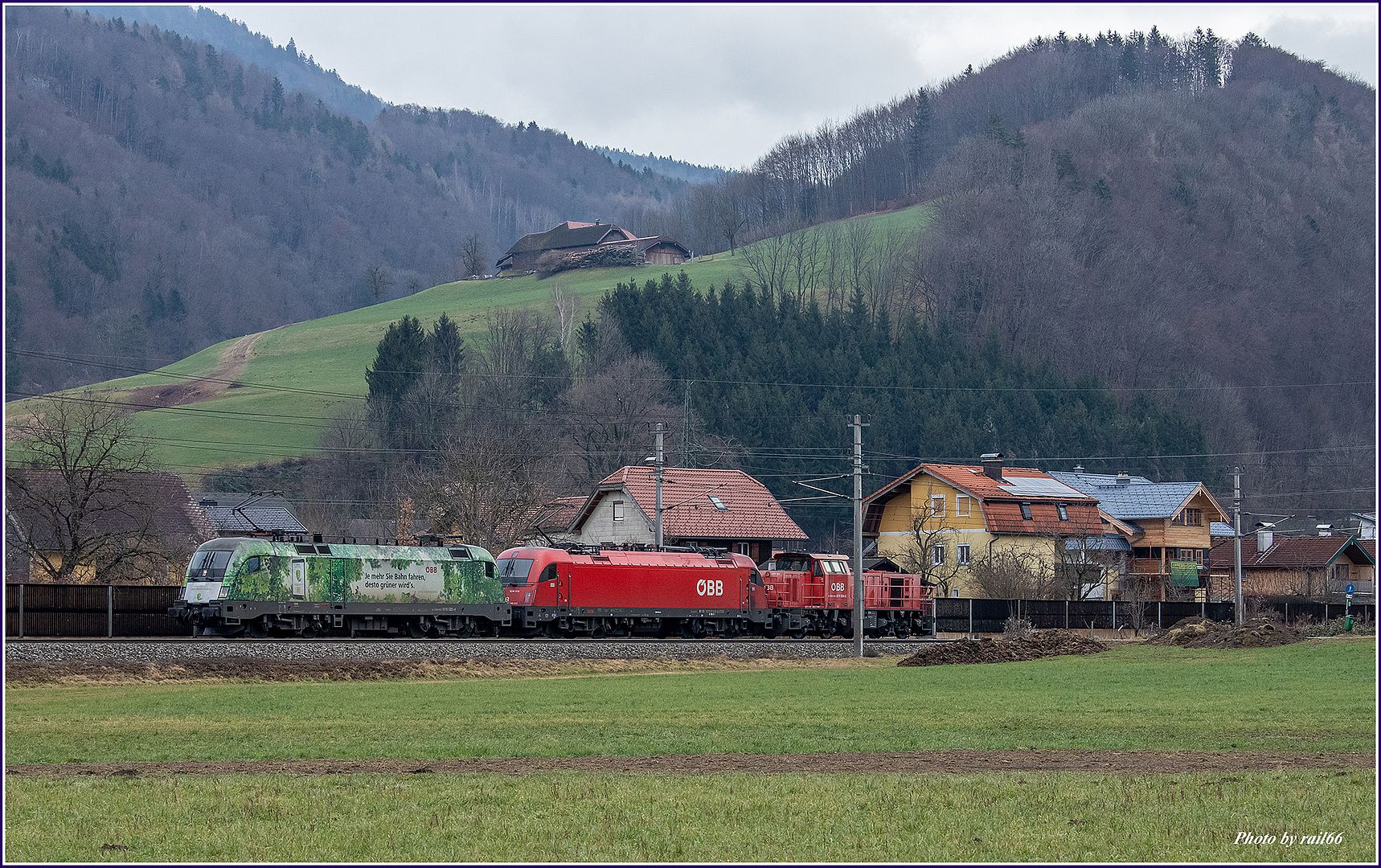 https://i51.photobucket.com/albums/f385/rail66_1/westbahn/salzburg/200/200_01_06212_zpsscs2shrn.jpg