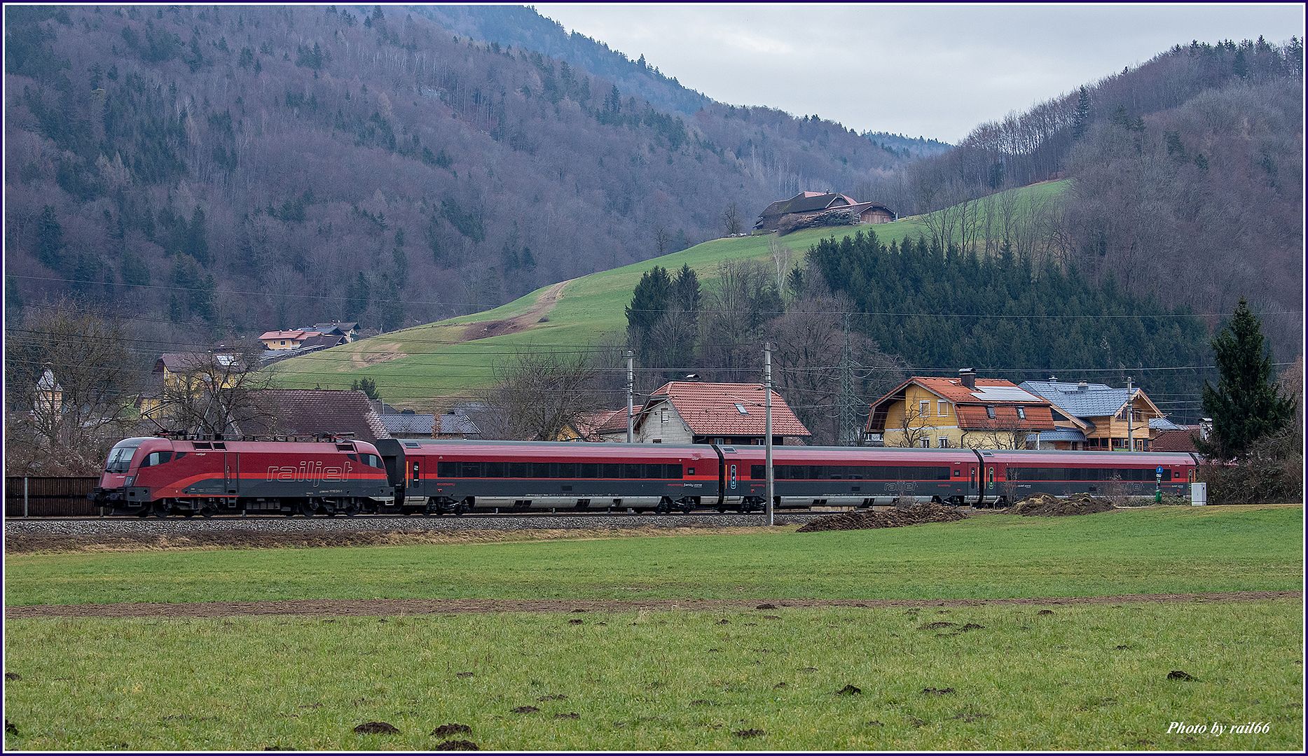 https://i51.photobucket.com/albums/f385/rail66_1/westbahn/salzburg/200/200_01_06218_zpspzqkvl8f.jpg